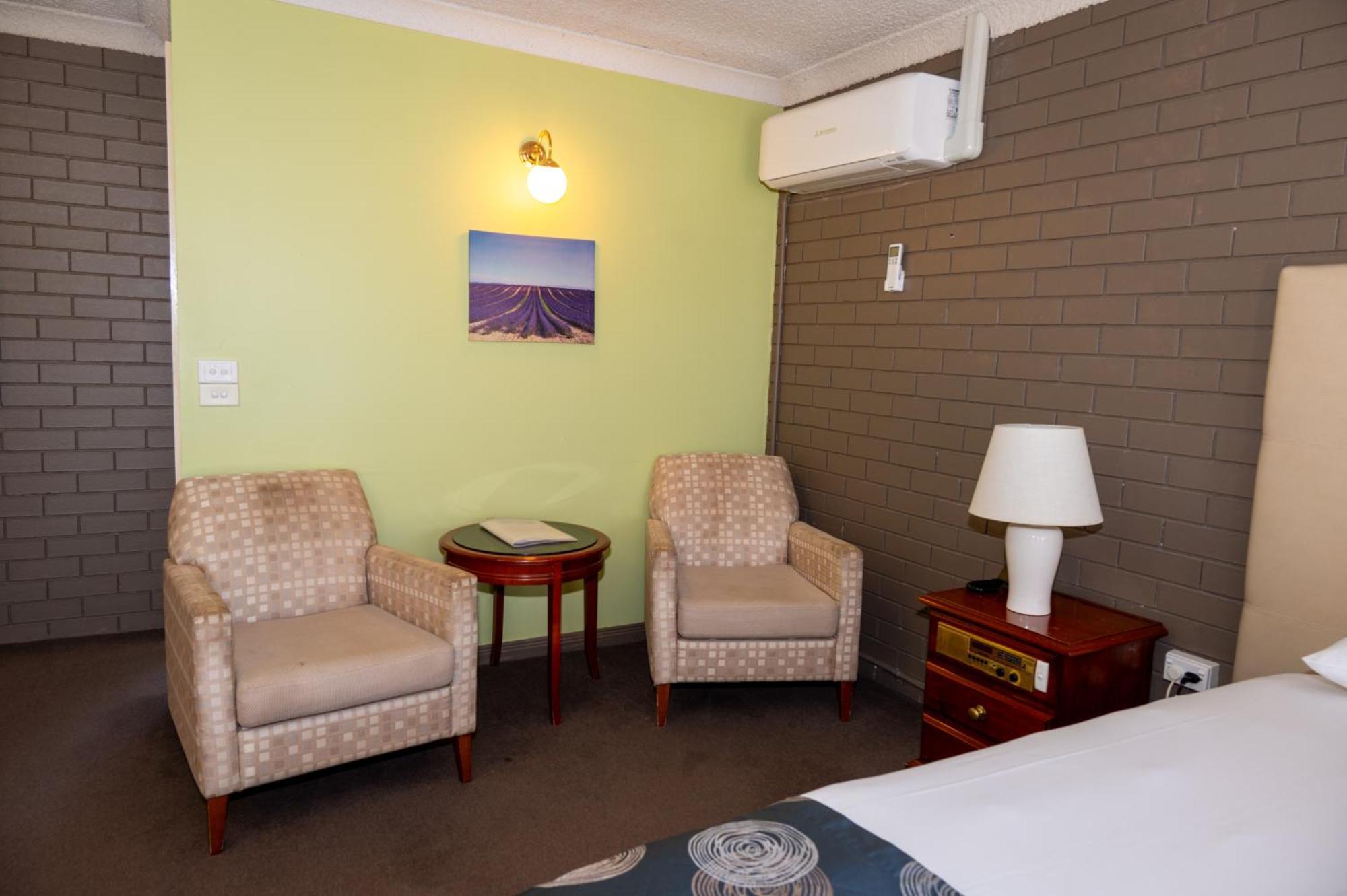 Tumut Valley Motel Pet Friendly Exteriér fotografie