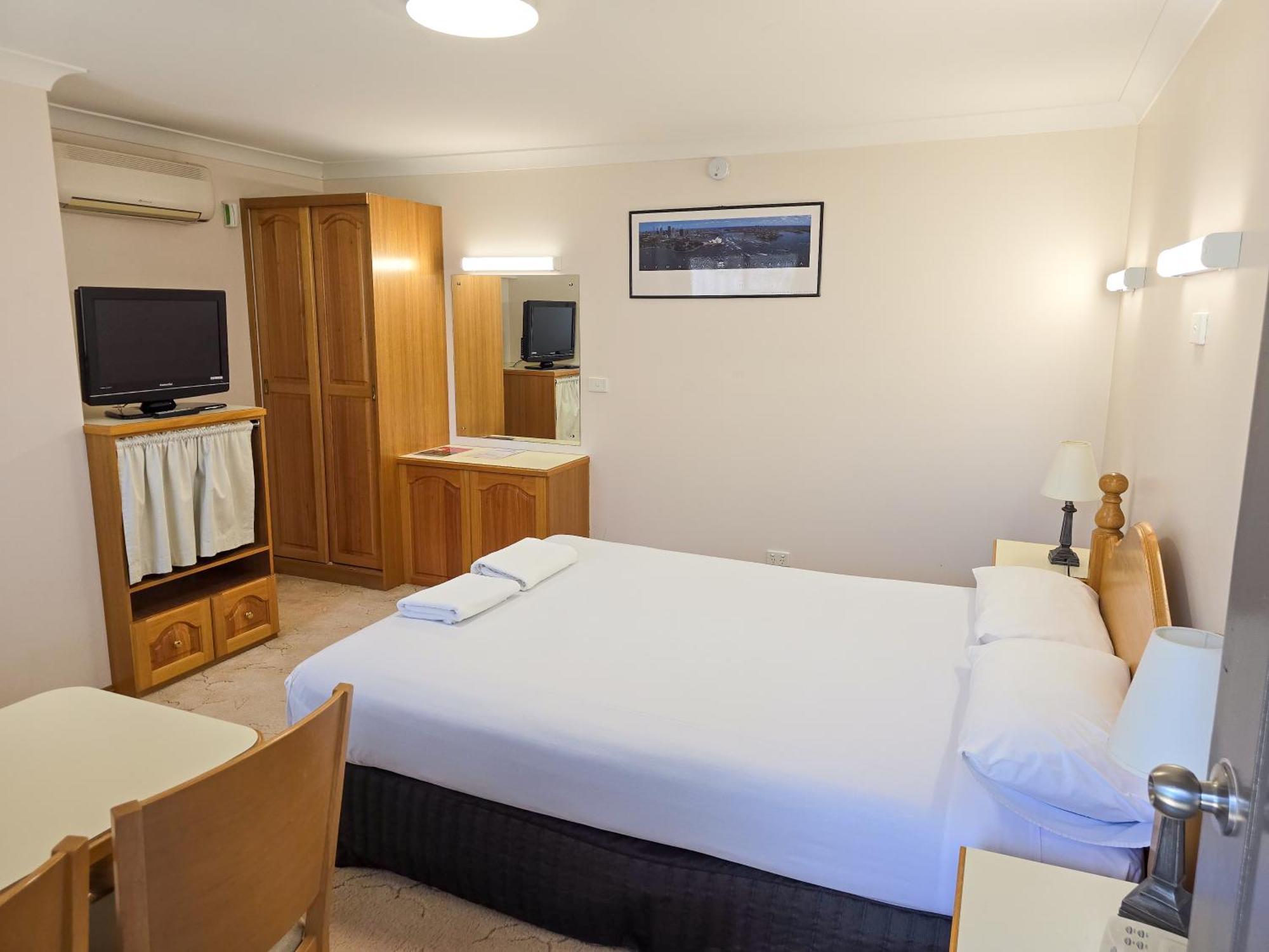 Tumut Valley Motel Pet Friendly Exteriér fotografie
