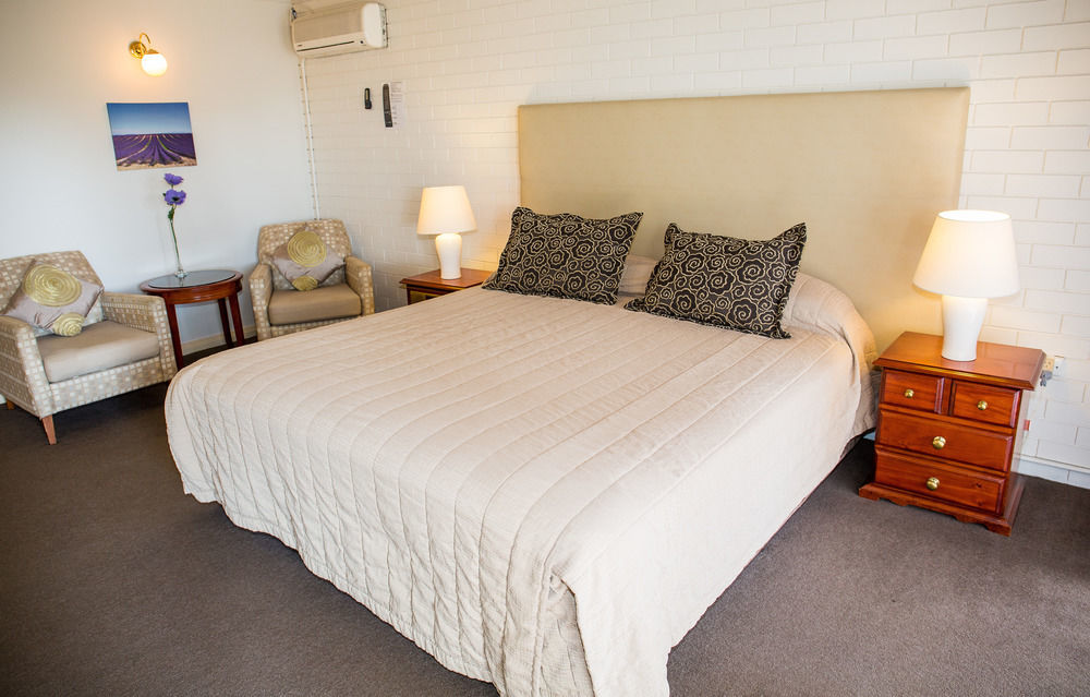 Tumut Valley Motel Pet Friendly Exteriér fotografie